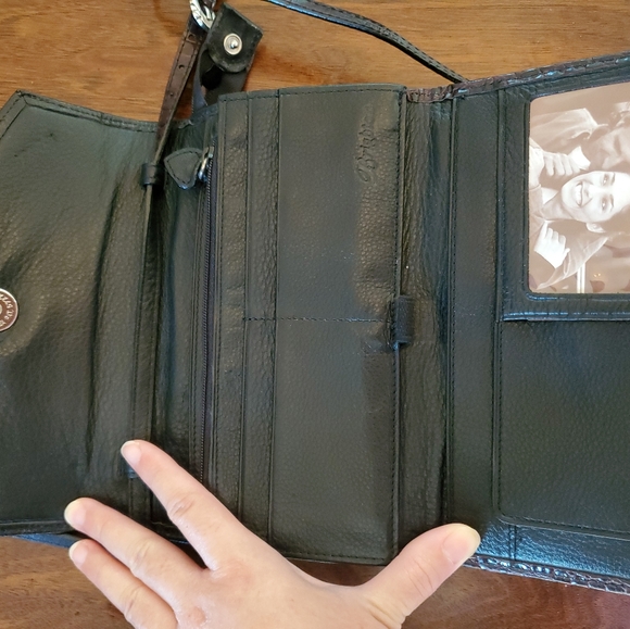Sold! BRIGHTON Black Leather w/Brown Croc Mini Purse Crossbody Organizer Handbag - Picture 8 of 10
